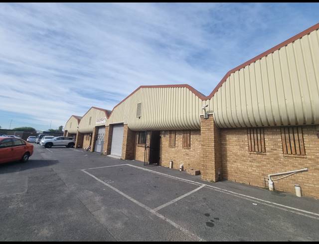 170M² WAREHOUSE TO LET IN AIRPORT INDUSTRIA